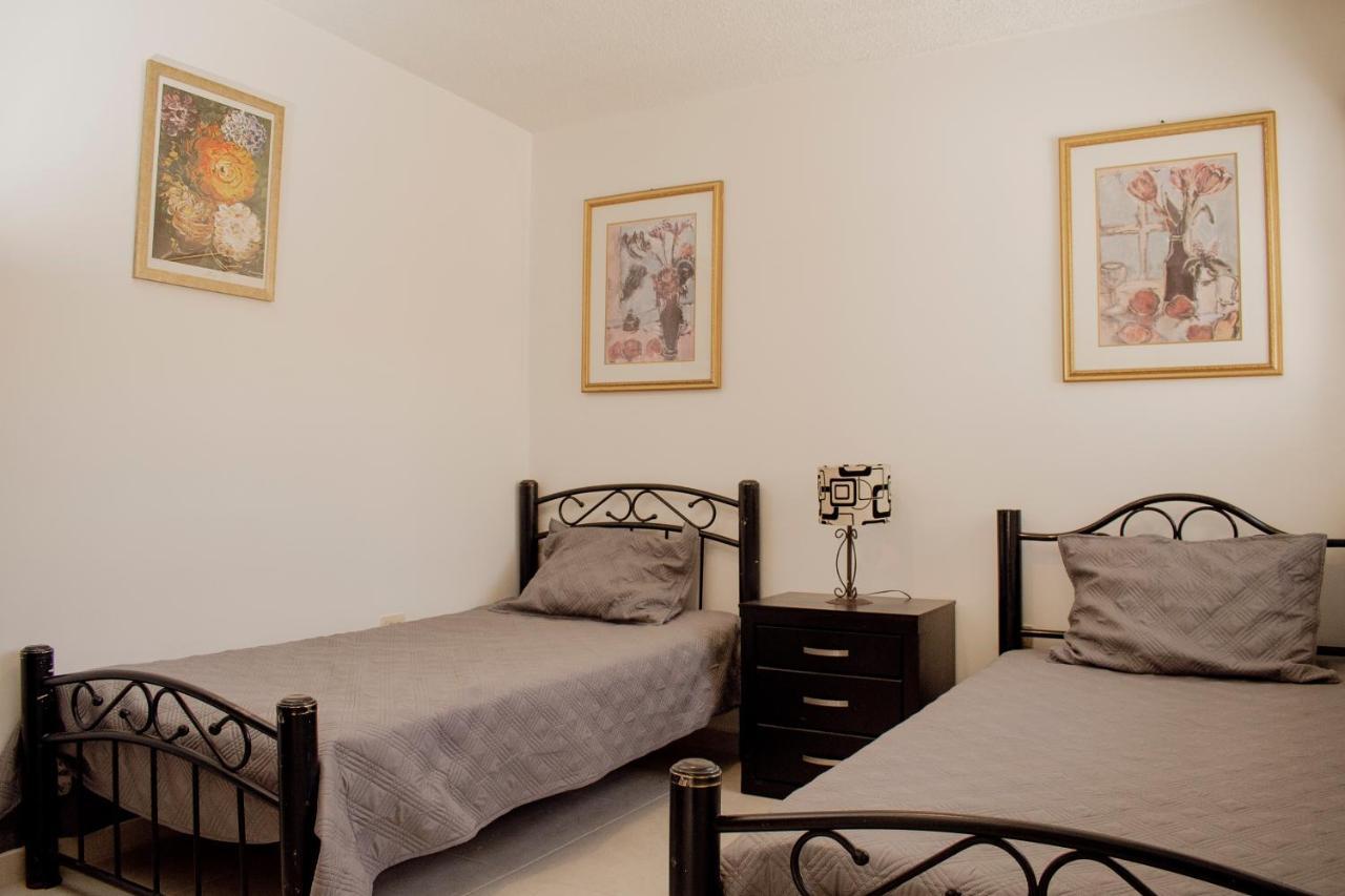 Suites Cervantes 奇瓦瓦 外观 照片